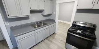Charming 3-Bedroom Property in Prime Location ( SECTION 8 VOUCHERS ACCEPTED) Move in Today and Get 50% discount on your 2nd month rent Gallery 23