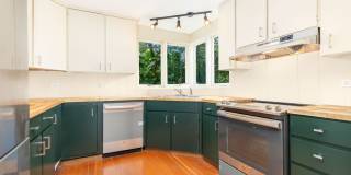 Rare Find: Tantalus Rustic Charm: BRAND NEW KITCHEN CABINETS AND COUNTE Gallery 1
