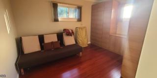 5 Tower Rd Gallery 7