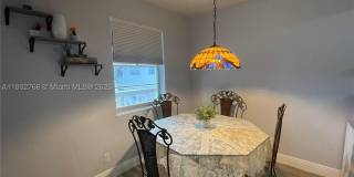 279 Markham M Gallery 3