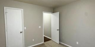 241 W Pines Way 241 W Pines Way Gallery 13