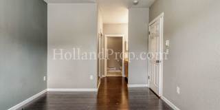 Bright Ground-Floor Condo with Private Patio in Beaverton Gallery 17