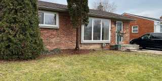 Move-In Ready 3 Bedroom, 1.5 Bathroom Home in Westland Gallery 4