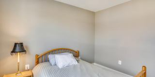 GREAT LOCATION!! Stunning 3BD/3.5BA luxury 4-level townhouse! Gallery 41