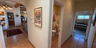 Gorgeous Furnished Pool/Spa Home with spectacular views Gallery 19