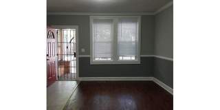 1099 North Kenwood Avenue Gallery 1