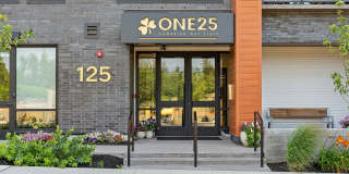 One25 Gallery 10