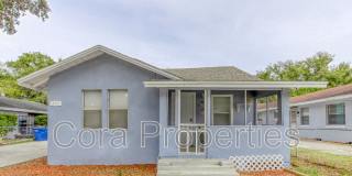685 Sears Ave NE Gallery 1