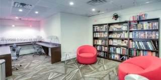 5701 Collins Ave Gallery 42