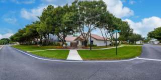 1975 Oak Berry Circle Gallery 1