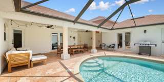 Pool Home for rent Gallery 55