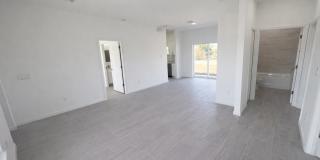 BRAND NEW MODERN SF HOME 3BD+den/2BA with GARAGE IN LEHIGH ACRES! Gallery 15