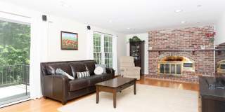 Luxurious Spacious and Bright , Gorgeous Potomac 6BR/4.5BA/2GAR Home - In Sought After Copenhaver Gallery 28