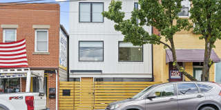 4037 Penn Avenue Gallery 35