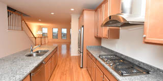 42452 DOGWOOD GLEN Square Gallery 2