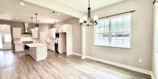 Spacious 3 Bedroom Home with Office on a Large Lot in Northwoods Gallery 17
