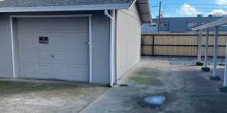 2 Bedroom in Anderson with yard and garage! Gallery 13