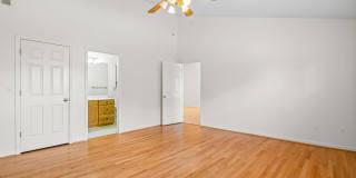 170 Manchester Drive Gallery 18
