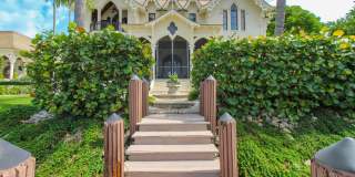 ** AQUALANE SHORES CUSTOM-DESIGNED 4 BEDROOM/5.5 BATH PRIVATE POOL HOME ** SEASONAL ** LUXURY ** AMAZING WATER VIEW ACCESS TO GULF OF MEXICO ** Gallery 12