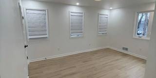 107 Shoup St Gallery 24