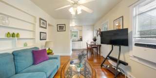 706 1/2 Patterson Gallery 5
