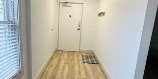 Inviting Fully Furnished Studio Condo! Gallery 3