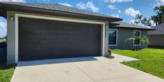 BEAUTIFUL 3 BR / 2 BA HOME RECENTLY REDUCED! MOVE IN SPECIAL FIRST MONTH FREE!!!!! Gallery 1