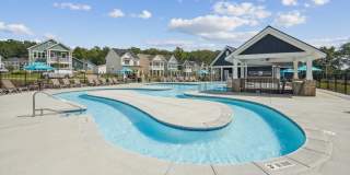 Hudson at Georgia's Landing Gallery 23