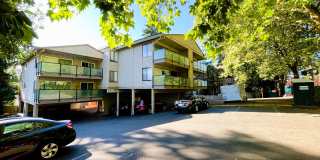 Prime Bellevue Way Location – Brookside Condos! Gallery 1