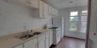Upper level unit Gallery 3