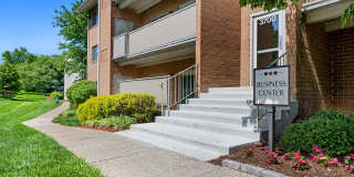 Gainsborough Court, Churchill Mews, and Copperfield Square Apartments & Townhomes Gallery 68
