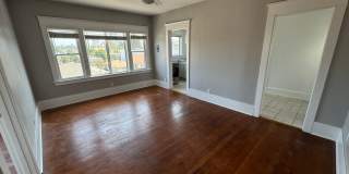 Alamitos Avenue (925) Gallery 1