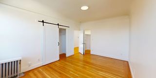 2121 Sacramento Street Gallery 3