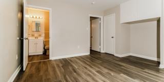 1600 Grove Hill Road Gallery 9