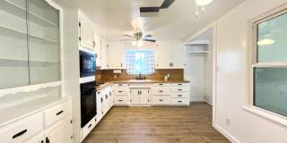 3 bed, 2 bath located in Riverside! Gallery 8