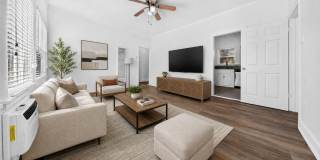 5225 De Longpre Ave. Gallery 1