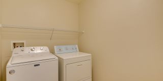 CHARMING 2 BEDROOM TOWNHOME IN SOUTHERN HIGHLANDS Gallery 28