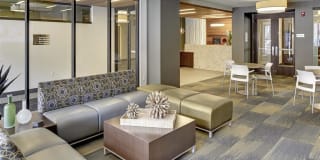 Be @ Axon Green Gallery 16