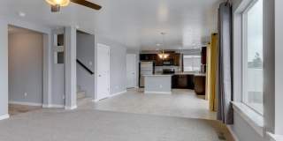 4 Bed/2.5 Home In Kuna! - Pets Welcome! Gallery 4