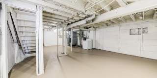 Stunning 3 bedroom home in Brookline available July 1! Gallery 21