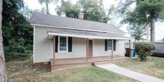 FOR RENT: 723 W Broad St | 2 BR • 1 BA | $1,100/Month Gallery 1