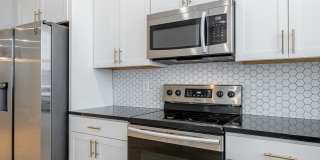 1420 Stockyard Place Gallery 10