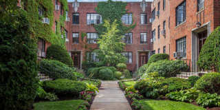 91 Longwood Ave Gallery 1