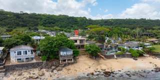 HaleGator: Award-Winning Oceanfront Home w/ Rooftop Lanai & Ocean Views Gallery 32