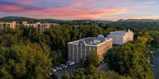 Chestnut Hill East Gallery 6