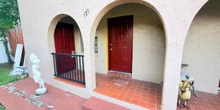 Updated 2-Bedroom Apartment | Prime Lakeland Location | Near Downtown & Hospitals Updated 2-Bedroom Apartment | Prime Lakeland Location | Near Downtown & Hospitals Gallery 1