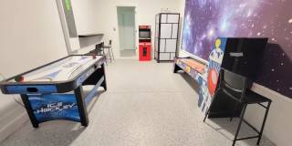1151 Kingsbarn Street Gallery 39