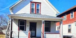 441 S 11th st Gallery 1