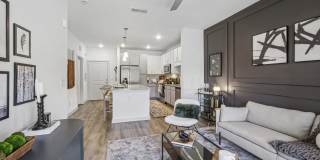 Advenir at Mallory Lake Gallery 1