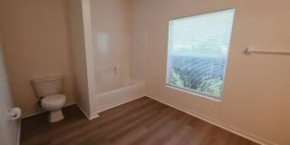 Newly renovated 3 bed, 2 bath home located minutes from Palm Coast dining, shopping, and the beach Gallery 14